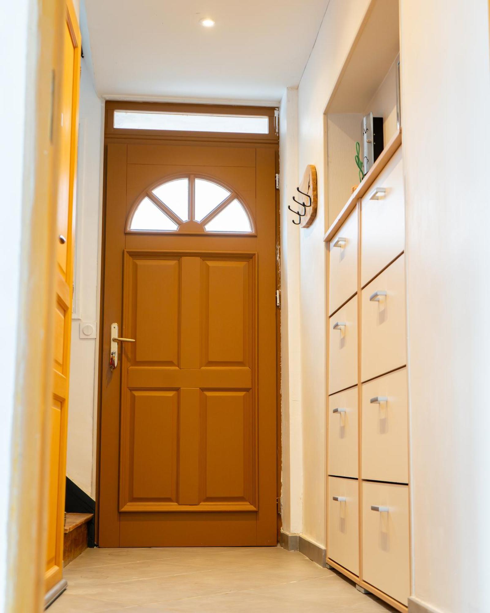 Maison De De 100 M2 *